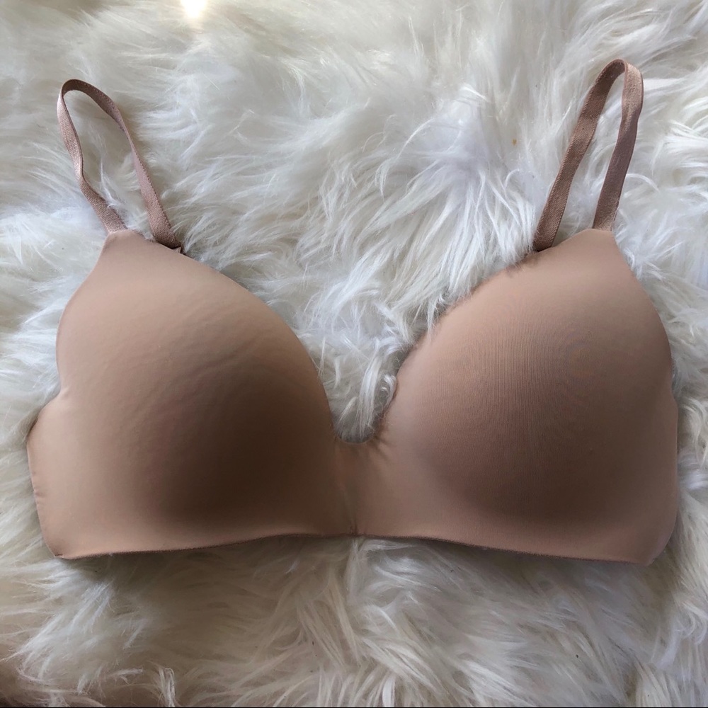 Victoria’s Secret wireless T-shirt bra